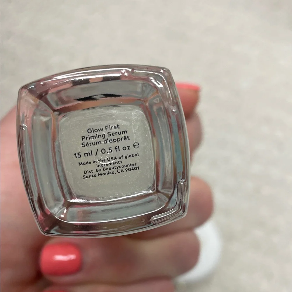 Beauty Blush in Rich Coral - Picture 4 of 5